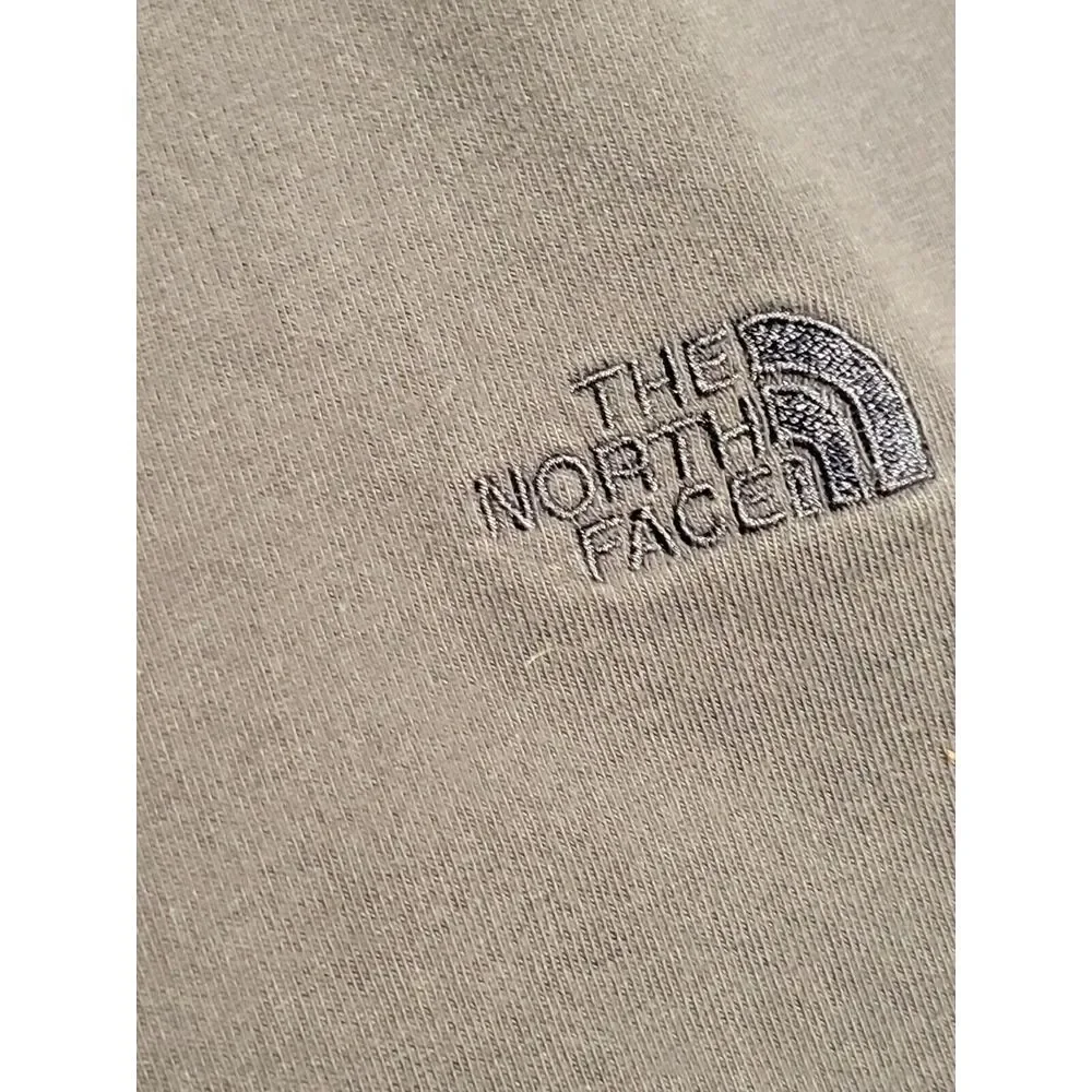 The North Face Men's Size M Crew Neck Comfort Stretch‎ Blue